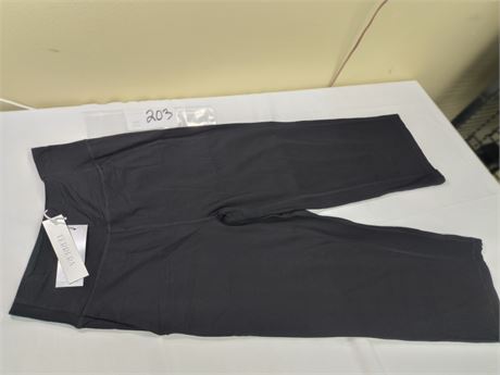 Lot 203 - Terra Dion Cropped Pant, Size Extra-Small