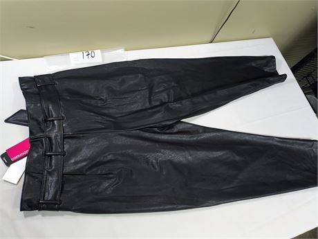 Lot 170 - Commando Faux Leather Paperbag Pant, Size Large