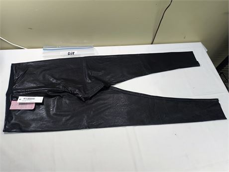 Lot 268 - Commando Faux Leather Legging with Perfect Control, Size XL