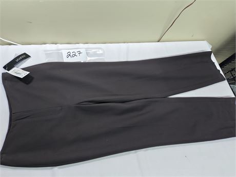 Lot 227 - Louben Stretch Pant 43401333, Size 2
