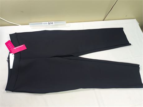 Lot 284 - Commando Neoprene CEO Zipper Cigarette Pant, Size L