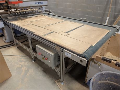 Lot 44 - Automatic Blanking Platform