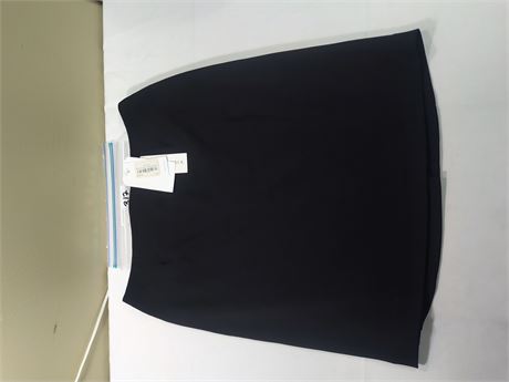 Lot 317 - Nora Garden Chelsea Skirt, Size 14