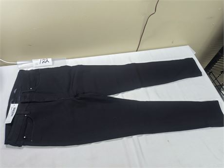 Lot 122 - Fidelity Denim Gwen High Rise Skinny, Size 32