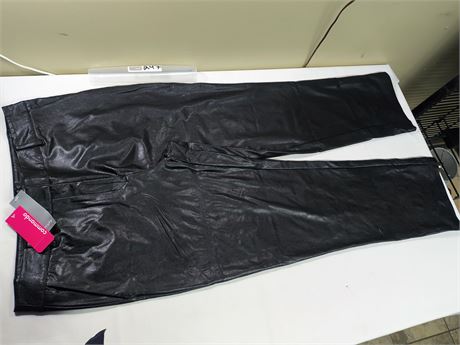 Lot 247 - Commando Faux Leather Trouser, Size XL