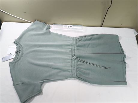 Lot 354 - Recreation Millie Dress, Size S