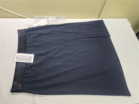 Lot 302 - Iris Setlakwe Elastic Waist Skirt with Front Slit, Size XL