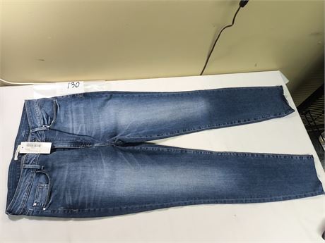 Lot 130 - Fidelity Denim Gwen High Rise Skinny, Size 32