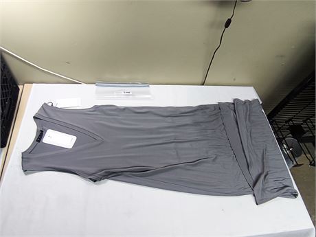 Lot 378 - Shan Sleeveless Maxi Dress, Size 10