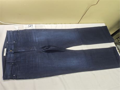 Lot 124 - Fidelity Denim Lily High Rise Skinny Bootcut, Size 32
