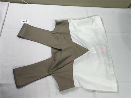 Lot 465 - Lara Presber Contrast V-Line, Size 12