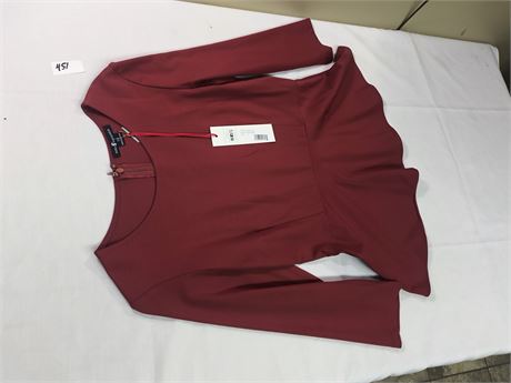 Lot 452 - Nora Gardner Kelly Top with Sleeves, Size 8