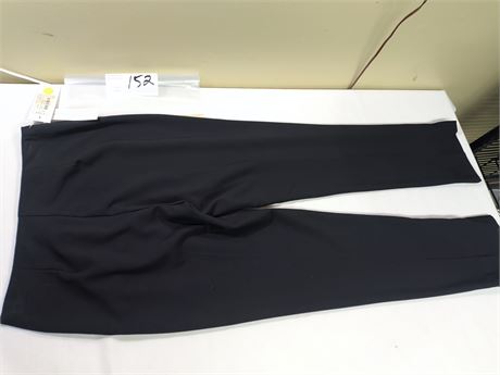 Lot 152 - Margaret M Skinny Side Split Pant, Size 2