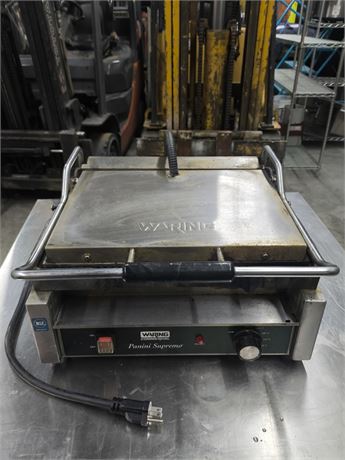 Lot 38 - Waring Commercial Panini Grill