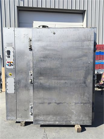 Lot 81 - CES Inc LN2 Box Freezer