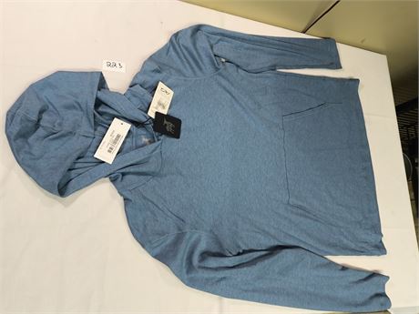Lot 223 - 2Under Luxe Long Sleeve Hooded Tee