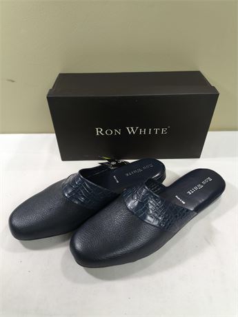 Lot 487 - Ron White Harris Navy Deerskin