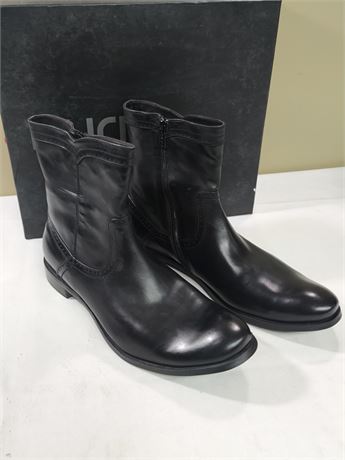 Lot 457 - Auri Dante