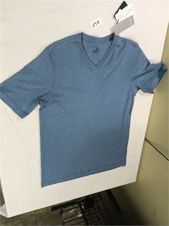 Lot 259 - Raffi Vneck Tshirts