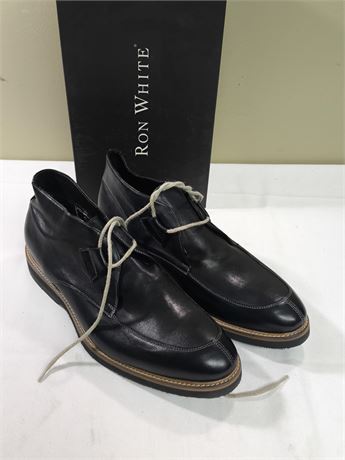 Lot 452 - Ron White Lukah