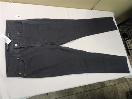 Lot 34 - Fidelity Mens Denim