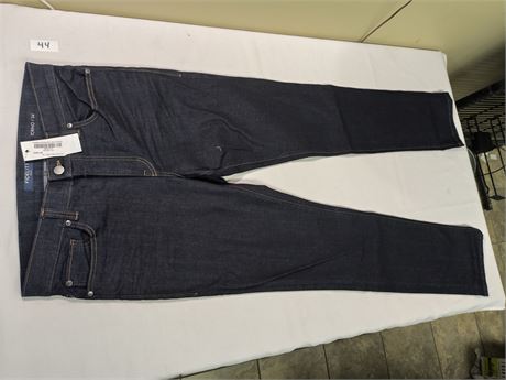 Lot 44 - Fidelity Mens Denim