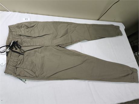 Lot 97 - Kuwalla Jogger