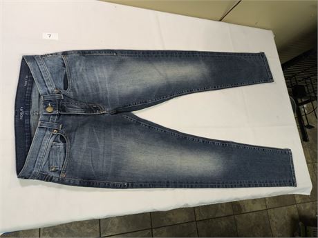 Lot 7 - Fidelity Mens Denim