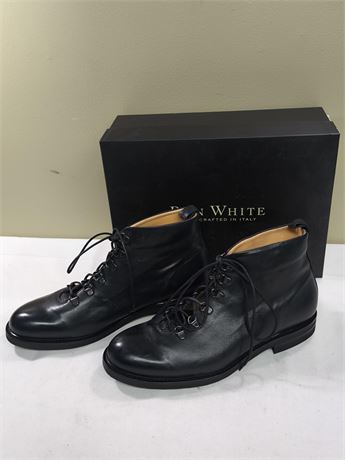 Lot 473 - Ron White Graydon