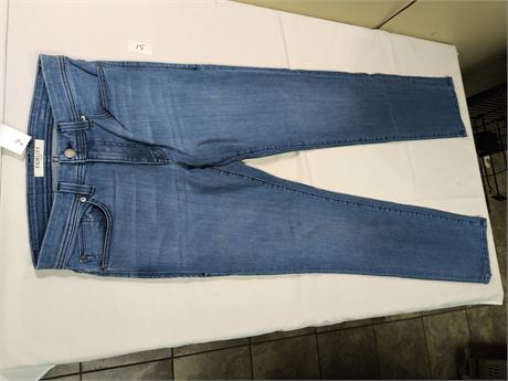 Lot 15 - Fidelity Mens Denim