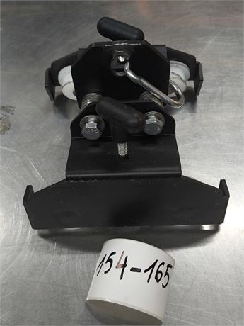Lot 158 - I-Beam Roller Mount