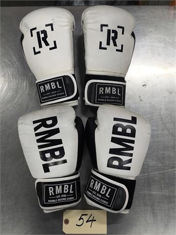 Lot 54 - Boxing Gloves