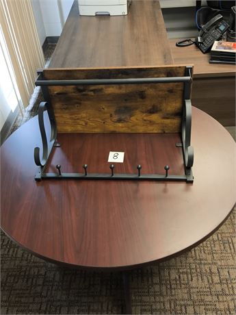 Lot 8 - Coat hanger and Table