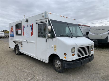 Lot 8171 - 2004 Ford E450 Food Truck