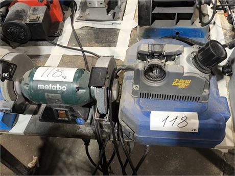 Lot 118 - Drill Doctor and Pedistool Grinder