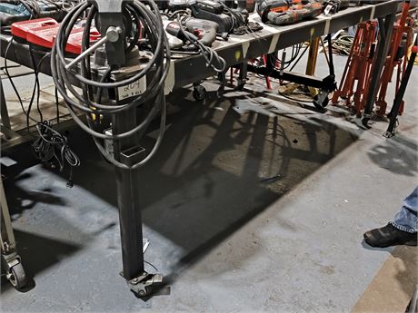 Lot 204 - Industrial Workbench with Bench Vise