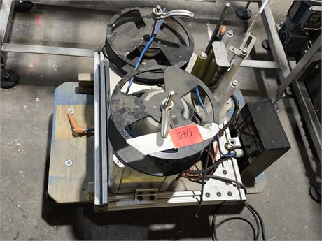 Lot 290 - Labeling Machine