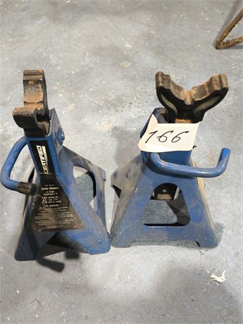 Lot 166 - Cetified Axle Stand