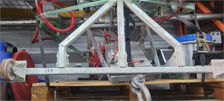 Lot 177 - Lifestyle Manzelli TopLine Pneumatic Vacuum Slab Lifter