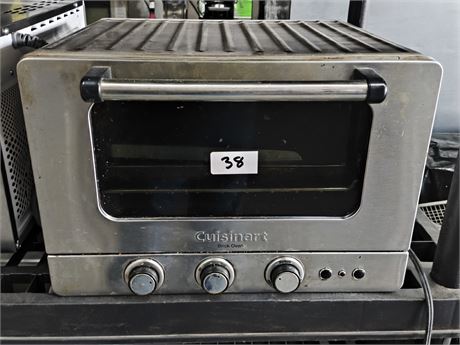 Lot 38 - Cuisinart Brick Oven Classic, model number BRK-100