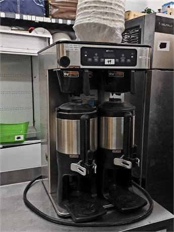 Lot 49 - Espresso & Coffee Machine
