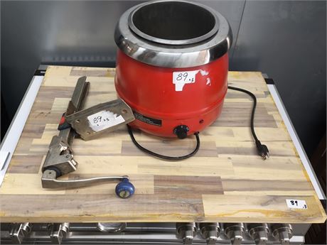 Lot 89 - Food Warmer and other