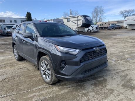 Lot 8349 - 2023 Toyota Rav4 XLE