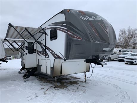 Lot 8344 - 2016 Keystone Voltage V-Series 3005