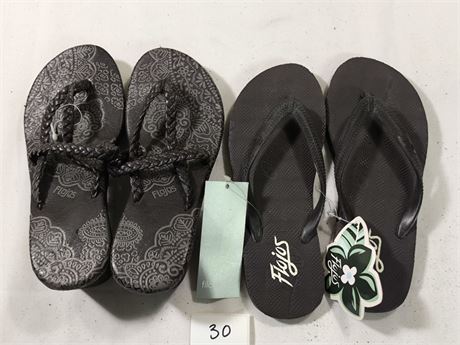 Lot 30 - Flojos Women's Flip-Flop Sandals