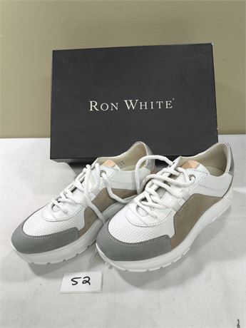 Lot 52 - Women's Platform Sneakers Ron White Karelle