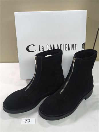 Lot 97 - Women's Front-Zip Suede Ankle Boots La Canadienne Chiara