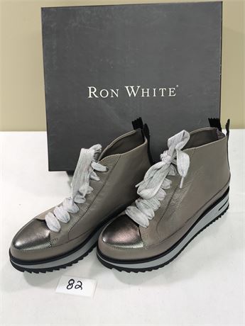 Lot 82 - Women's Ankle Boot Sneakers Ron White Niveah