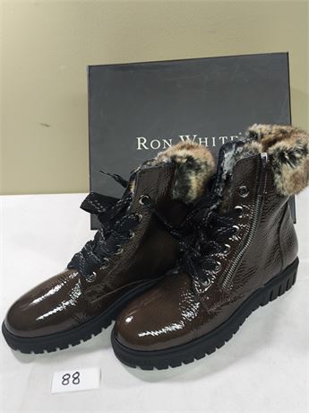 Lot 88 - Women's Crinkle Patent Leather Boots Ron White Ilsa Waterproof Boot