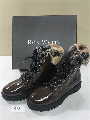 Lot 90 - Women's Crinkle Patent Leather Boots Ron White Ilsa Waterproof Boot